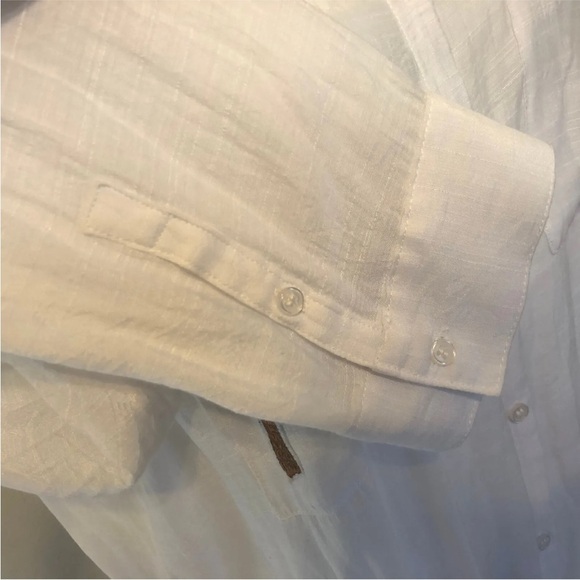 H&M Divided Long Shirt with Applique White Long Sleeve Buttons At cuff Size 14 - Picture 5 of 16